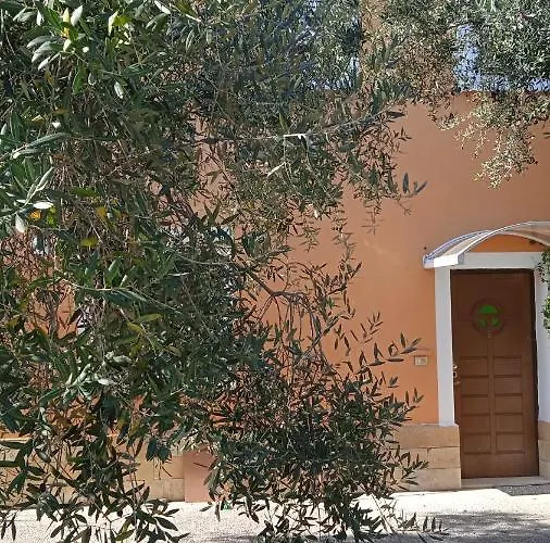 Casa Lunaria Apartment *